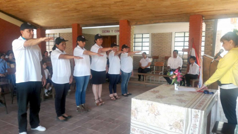 Juramento de facilitadores en el distrito de Isla Pucú.