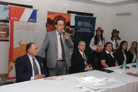 El director de Marcas y Señales de Ganado, Arnaldo Gonzalez, resaltó la importancia de la jornada de Inscripción y Reinscripción  realizada, y aseguró que el objetivo es otorgar seguridad jurídica al usuario ganadero.