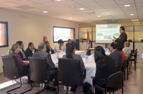 El coordinador de la Dirección de Cooperación y Asistencia Jurídica Internacional, abogado Juan Jim Zaracho también estuvo presente en la actividad.