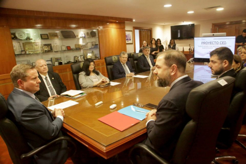Reunión interinstitucional entre la CSJ y el ministerio de Justicia.