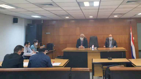 El Tribunal de Sentencia durante la audiencia de revisión de medidas cautelares.