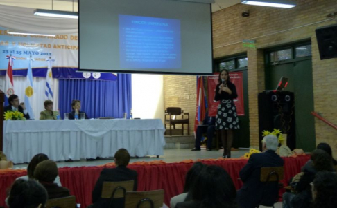 La doctora María Magdalena Galli, representante argentina, comentó detalles del anteproyecto de modificación del Código Civil, presentado hace un mes.