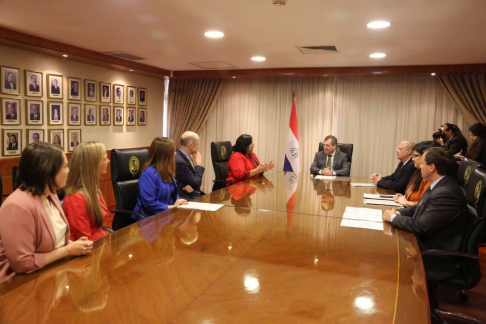 Visita de consultor internacional en temas de niñez y adolescencia.