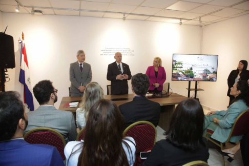 Vicepresidente de la CSJ recibió a delegación de Orden de Abogados de Brasil.