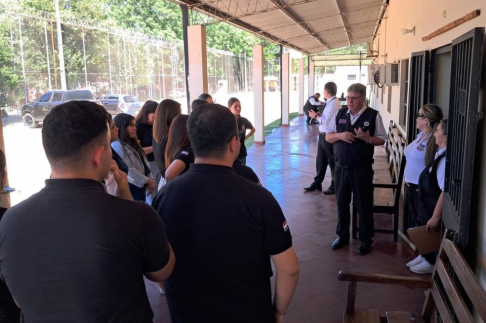 Estudiantes de Derecho participaron de una jornada formativa en la Granja Penitenciaria Ko’e Pyahu.
