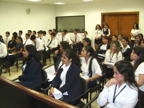 Importante cantidad de funcionarios participó de las charlas
