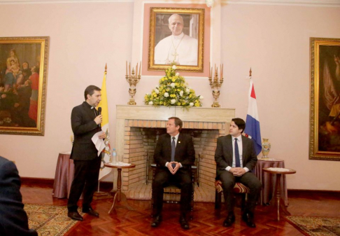 Lo acompañó, el secretario del Consejo de Superintendencia, abogado Alex Almada