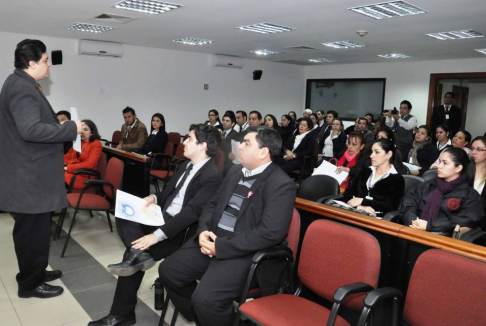 El abogado Jim Zaracho, coordinador de Integridad de la Dirección de Asuntos Internacionales, fue uno de los disertantes principales de la jornada.