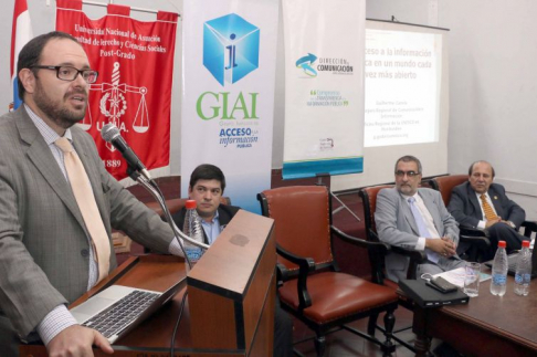 El consejero de Comunicación e Información de la Unesco, Guilherme Canela, habló sobre el acceso a la información pública.