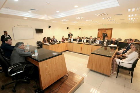 Los ministros de la Corte Suprema de Justicia, en su carácter de superintendentes de la Circunscripción Judicial de Caaguazú, doctor Manuel Dejesús Ramírez Candia y doctor Gustavo Santander Dans, encabezaron la actividad.