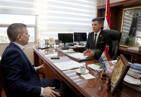 Ministro Víctor Ríos y titular de la ANEAES analizaron la verificación de títulos en el ámbito jurídico.