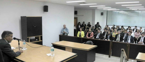 “Límites Constitucionales al Ejercicio del Poder Punitivo del Estado” , tema abordado en la charla realizada en Misiones.