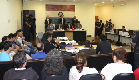 Parte del desarrollo del juicio oral y público por el caso Curuguaty, que quedó pospuesto para el próximo 2 de diciembre.