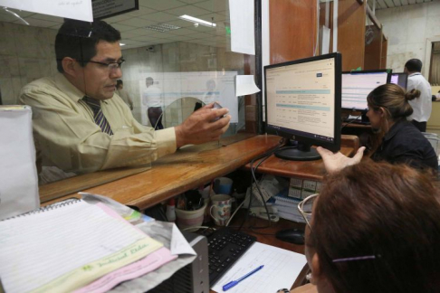 El Centro de Informaciones Judiciales se encuentra ubicado en la Planta Baja del Palacio de Justicia de Asunción.