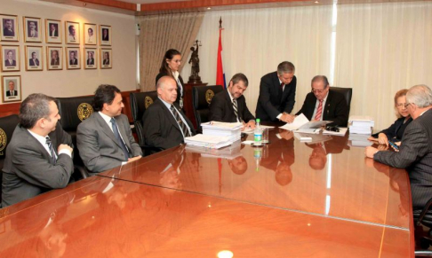 Firma de convenio entre la Corte Suprema de Justicia y el Consejo de la Magistratura.