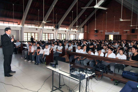 Campaña educativa llegó al colegio San Antonio de Padua