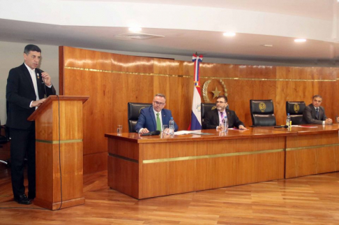 Doctor Víctor Ríos Ojeda, ministro enlace de la Dirección de Derecho Ambiental de la CSJ.