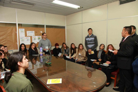 El encuentro tuvo la presencia de aproximadamente 20 estudiantes de la carrera de Comercio Exterior de UniNorte.