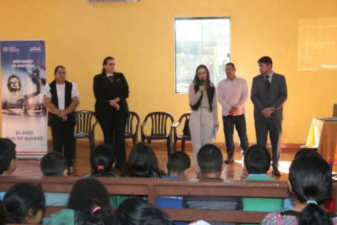 La jornada estuvo dirigida a estudiantes desde el 4º grado de la Educación Escolar Básica hasta el 3º curso de la Educación Media.