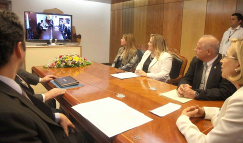 La videoconferencia entre Paraguay y Ecuador permitió socializar experiencias entre ambos países con el objetivo de establecer vínculos interinstitucionales.