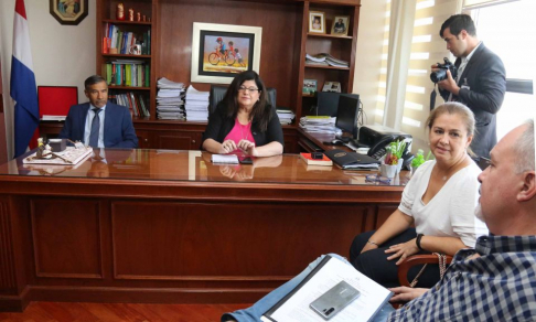 Proseguirán capacitaciones a jueces sobre Ley N° 5.876/17.