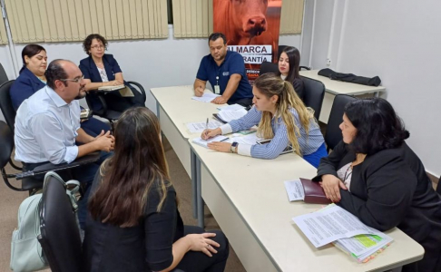 Reunión interinstitucional para inscripción de ganado menor .