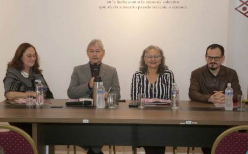 Jornada sobre democracia y memoria histórica, desarrollada en el marco del proyecto “Promoviendo los valores democráticos y la educación cívica juvenil”.