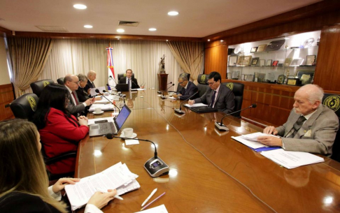 Decisiones de la Plenaria de la Corte Suprema de Justicia.