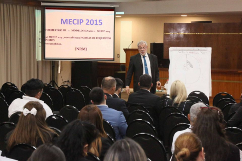 La instrucción estuvo nuevamente a cargo del licenciado Miguel Ángel Basualdo, director general de Auditoría Interna.