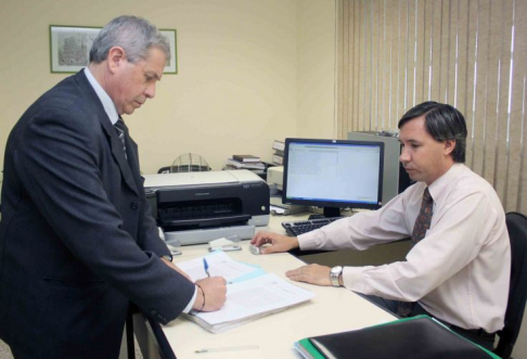 La diligencia fue realizada por los responsables de la Oficina y ante el juez Héctor Capurro como representante de los Tribunales de Sentencia.