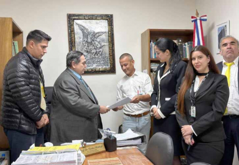 Juzgado Penal de Ejecución Especializado entregó vehículo a la Senabico.