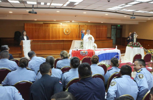Celebran misa en honor a Santa Rosa de Lima