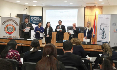 Representantes de la Dirección de Cooperación Internacional, Dirección de Transparencia y Acceso a la Información Pública, División de Inspectoría y la Oficina de Garantías Constitucionales, exponen sobre los servicios que ofrece el Poder Judicial.