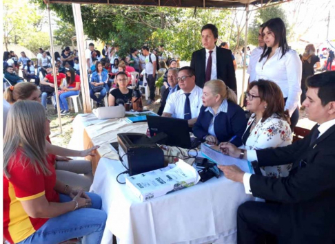 La doctora María Teresa González de Daniel, presidenta del Consejo de Administración de Central, participó en compañía de autoridades municipales y barriales
