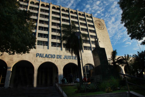 Fachada del Palacio de Justicia de Asunción.