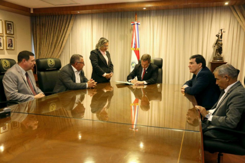 El presidente de la Corte Suprema de Justicia, Dr. Alberto Martínez Simón, encabezó el acto de formalización de la donación de un inmueble ubicado en San Juan Nepomuceno, a favor del Poder Judicial.