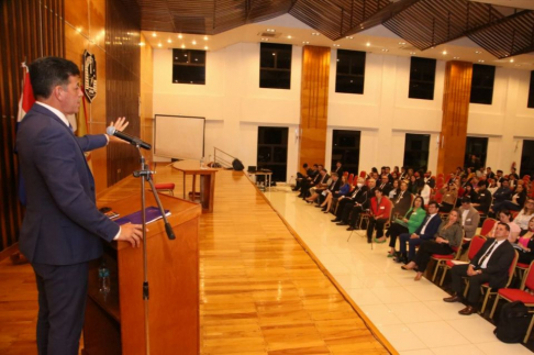 El ministro Víctor Ríos habló acerca de “La Vida, fundamento de la axiología constitucional”