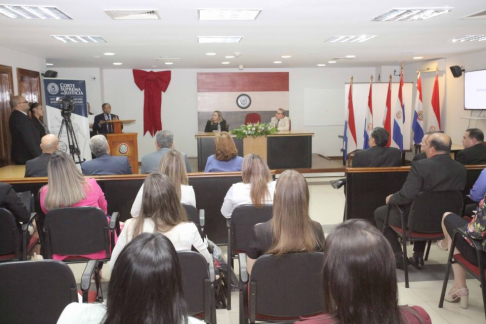 El ministro de la CSJ y superintendente de la Circunscripción Judicial de Caaguazú, doctor Manuel Ramírez Candia, realizó jornada de trabajo en Coronel Oviedo. 