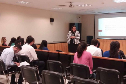Estudiantes se interiorizaron de servicios del Poder Judicial en Caazapá