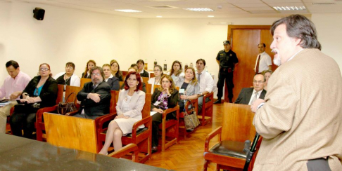 La ministra de la máxima instancia judicial doctora Miryam Peña participó de la mesa de trabajo.