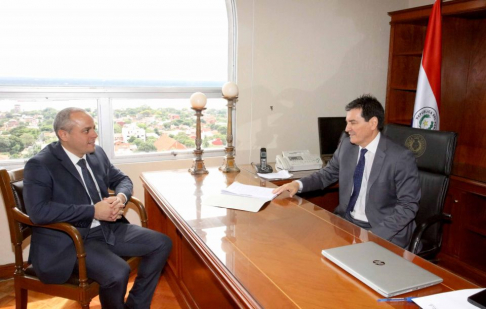 El ministro de la Corte Suprema de Justicia, doctor Gustavo Enrique Santander Dans, se reunió este martes con el Contralor General de la República, doctor Camilo D. Benítez Aldana.