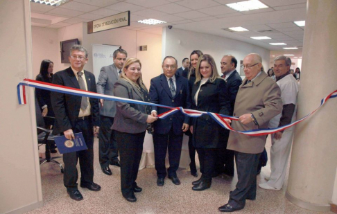 Con presencia del ministro Miguel Oscar Bajac, y demás autoridades judiciales se inauguro la oficina de Mediación en la sede de Concepción.