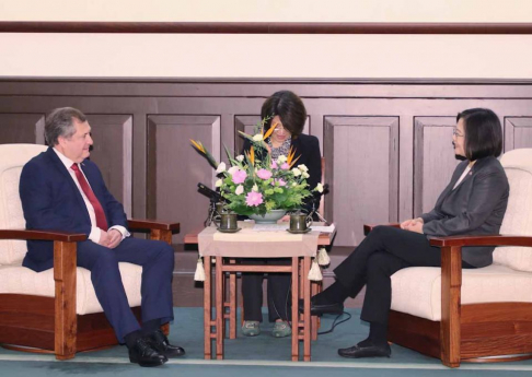 El presidente de la Corte Suprema de Justicia, Eugenio Jiménez Rolón, en reunión con la presidenta de la Repùblica de China (Taiwán), Tsai Ing-Wen.