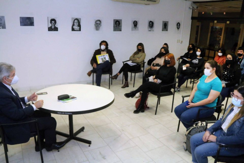 El director del Museo de la Justicia, doctor José Agustín Fernández, brindó una charla explicativa acerca de cómo descubrieron las documentaciones pertenecientes a la dictadura y lo que ello representa para el país.