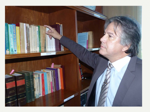 El camarista Martín Ávalos, miembro del Tribunal de Cuentas de la 1ra Sala de la Capital, mediante nota informó sobre la publicación de su monografía denominada “Dignidad Humana”.