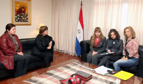 La titular de la Secretaría de Género del Poder Judicial, Silvia López Safi, compartió con las integrantes de la Asociación Civil 