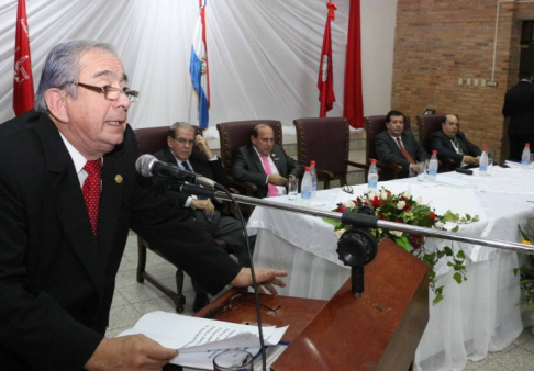 La presentación del libro estuvo a cargo del ministro de la Corte Suprema de Justicia doctor José Raúl Torres Kirmser.