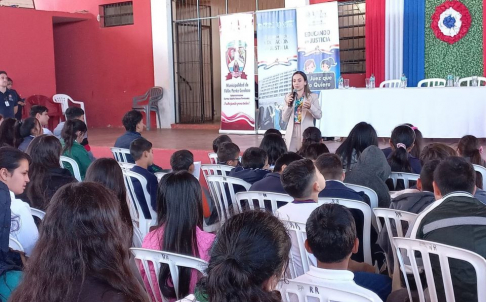 La jueza de Paz, Luz Báez, refirió que todos los niños y adolescentes tienen derechos que deben ser cumplidos, pero que también tienen obligaciones, en especial el de estudiar.