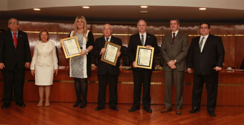 Ceremonia de entrega del certificado internacional ISO 9001 del Sistema de Gestión de Calidad.