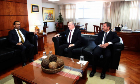 Ministros de la Corte recibieron en la sala de Presidencia del Palacio de Justicia de Asunción la visita protocolar del encargado de Negocios de la Embajada del Estado de Qatar en Paraguay.